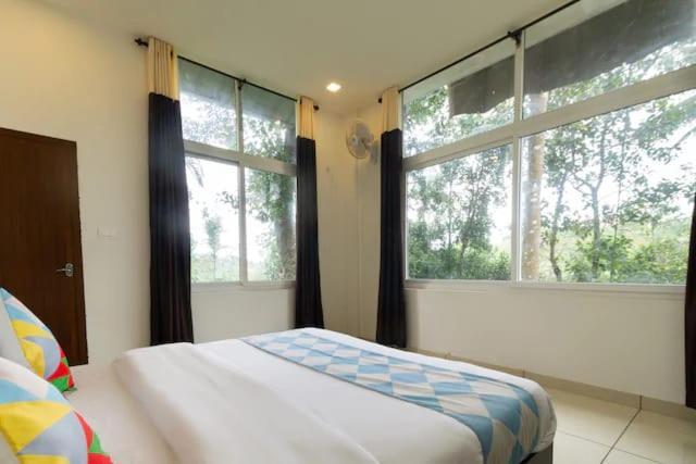 Letstay Vythiri Hill Palace 객실 사진