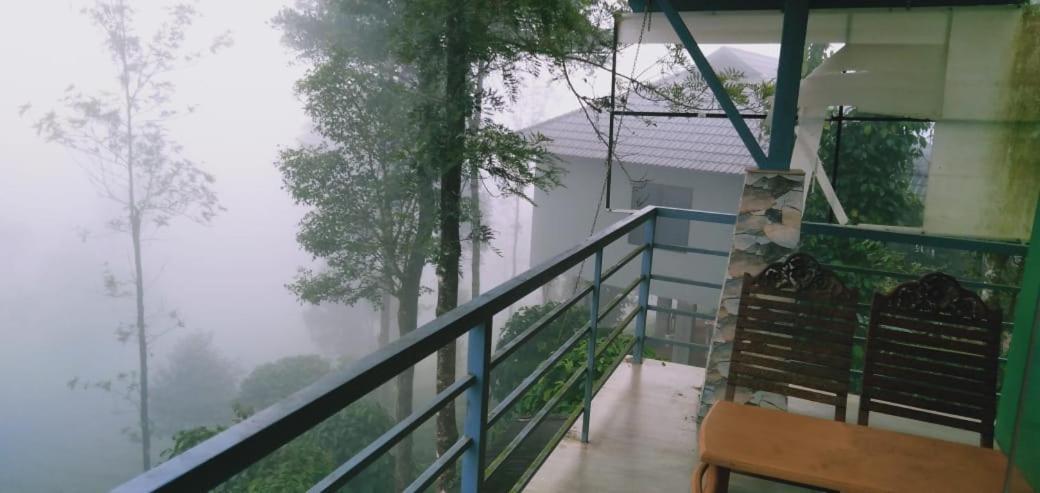Letstay Vythiri Hill Palace 외부 사진